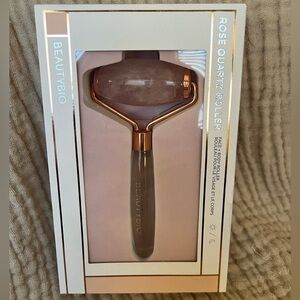 BeautyBio Rose Quartz Roller